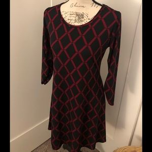 NWT Black & Burgundy Patterned Dress Size Large